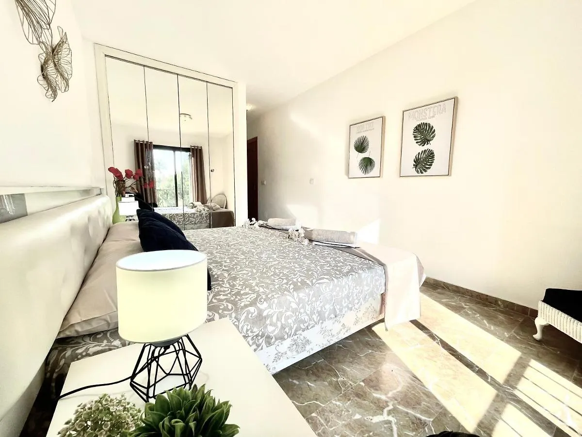 Riviera By The Beach 2 Bedroom Apartment Sitio de Calahonda