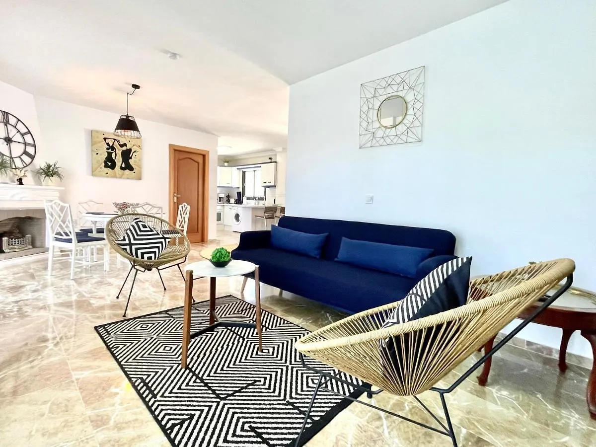 Riviera By The Beach 2 Bedroom Apartment Sitio de Calahonda