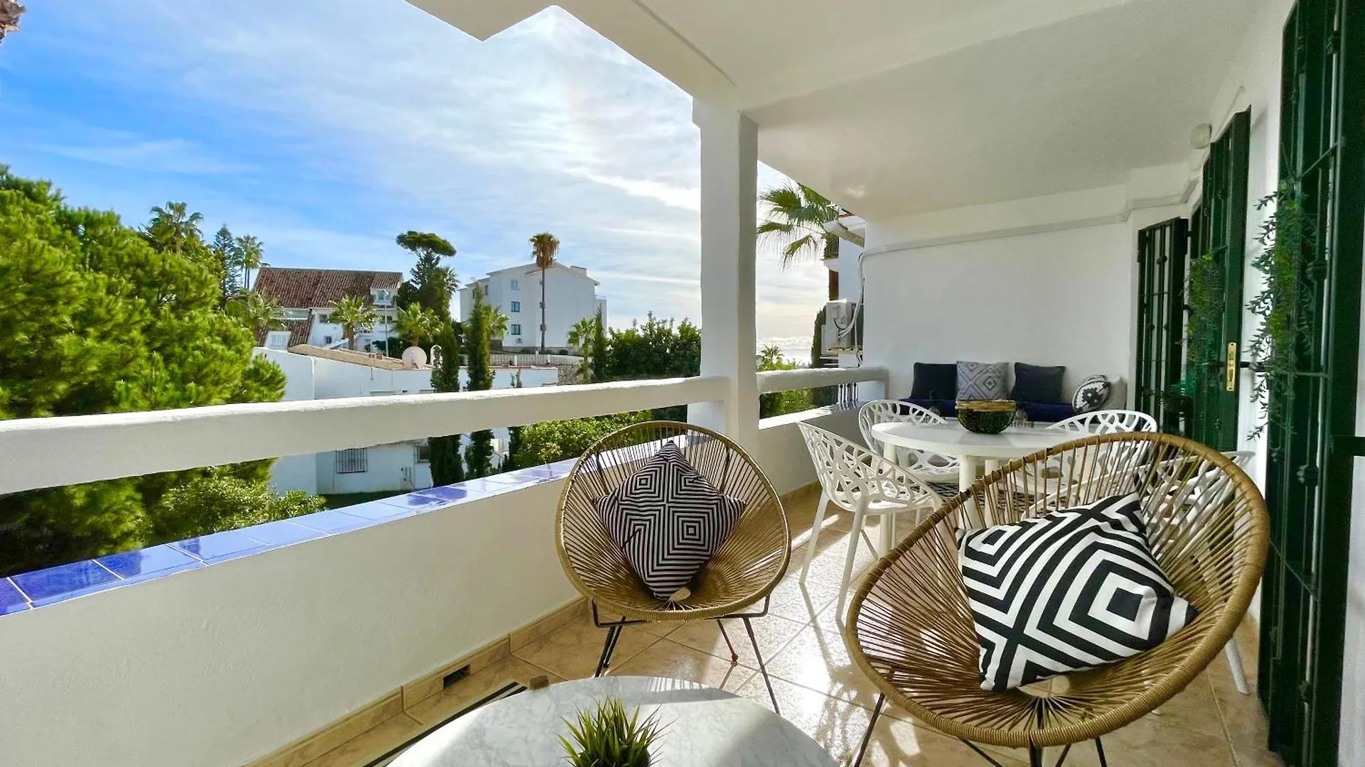 Riviera By The Beach 2 Bedroom Apartment Sitio de Calahonda Spagna
