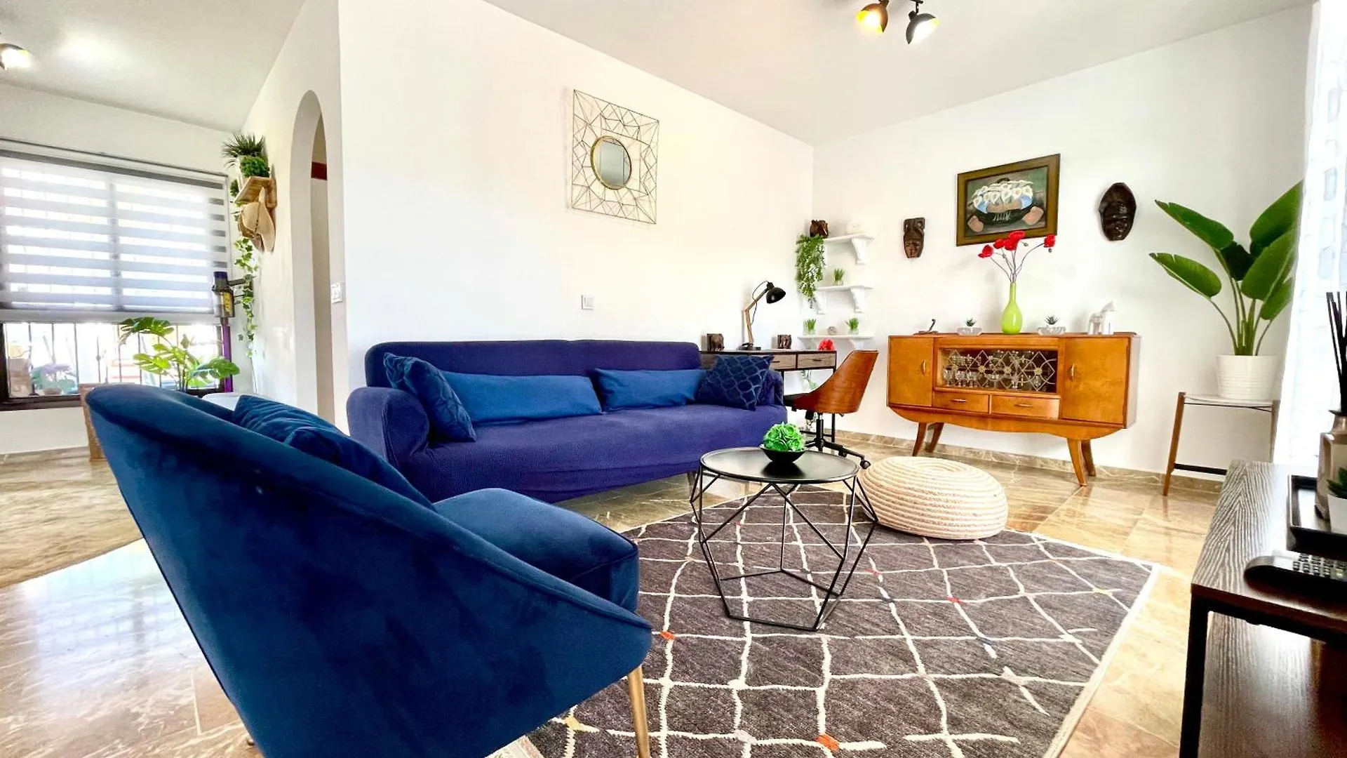 Riviera By The Beach 2 Bedroom Apartment Sitio de Calahonda