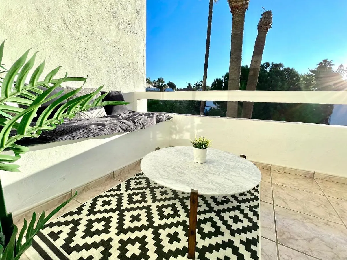 Riviera By The Beach 2 Bedroom Apartment Sitio de Calahonda